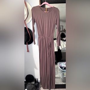 Long sleeve brown maxi dress with split